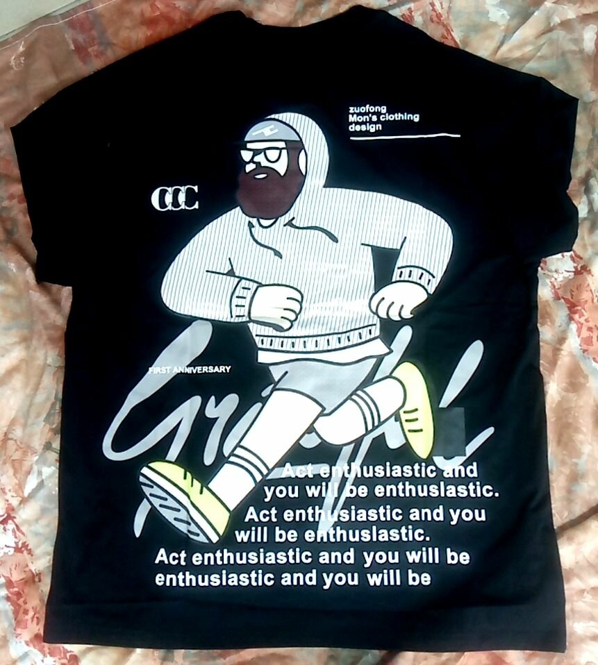 T-shirts à motifs animés