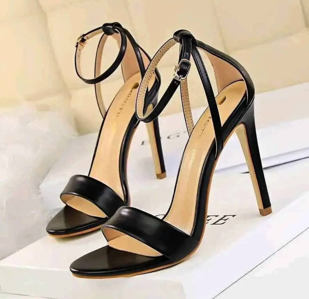 Sandales à talons pour femmes