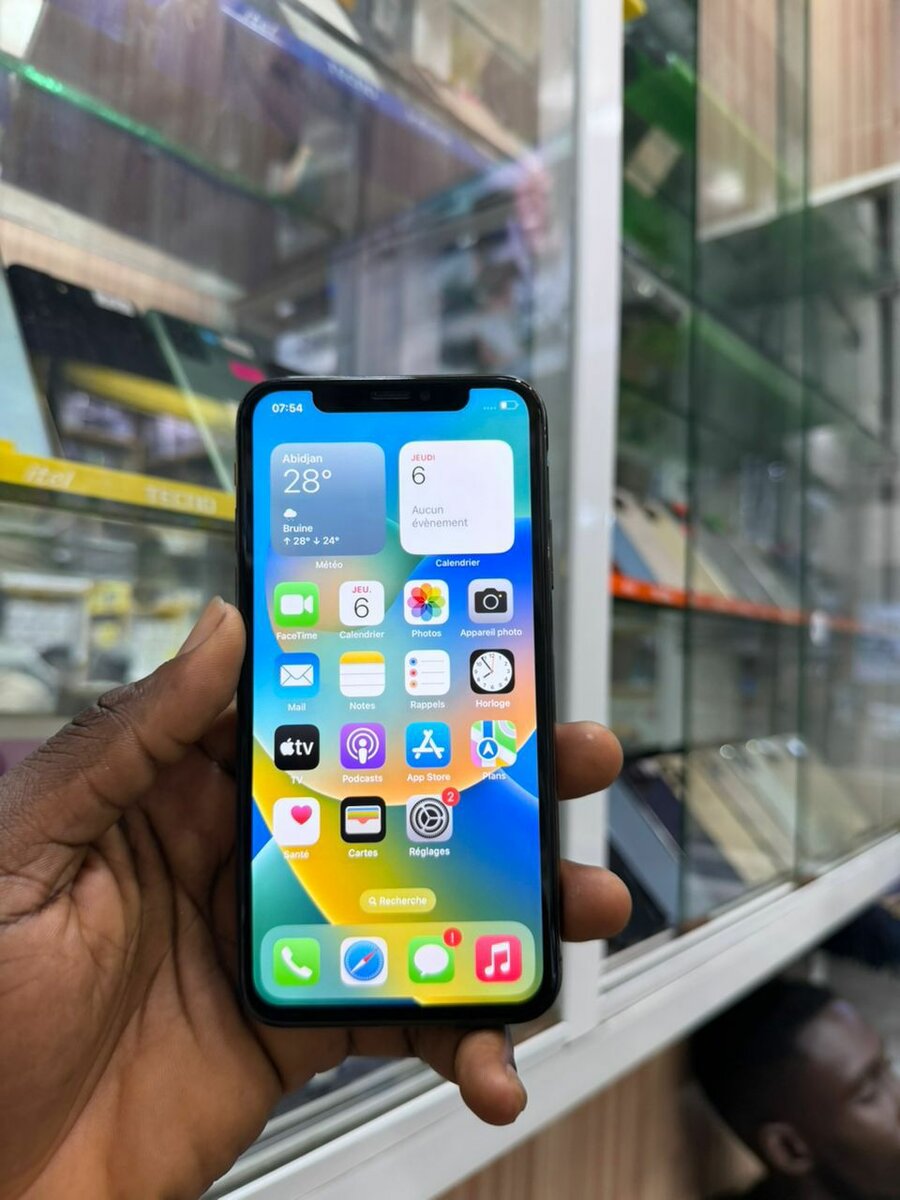 iPhone X 64Go sans id