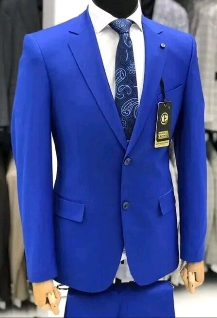 Costume élégant pour hommes