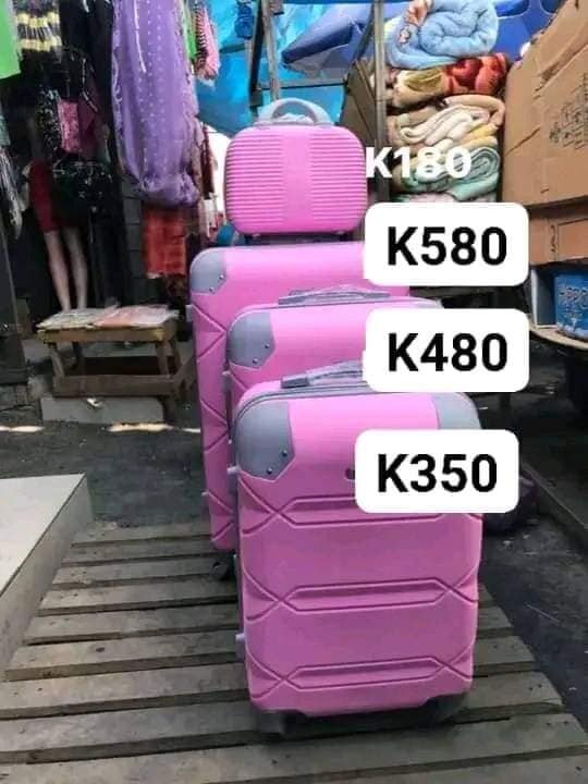 Smart traveling suitcases