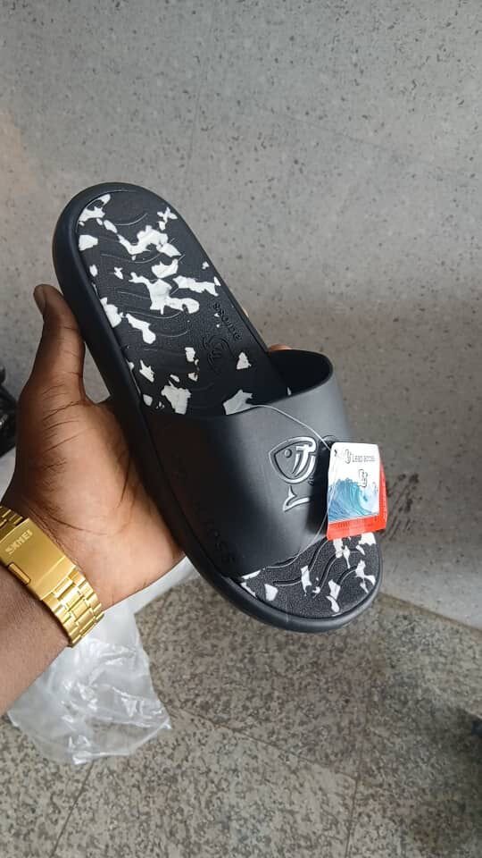 Claquettes Confort Homme