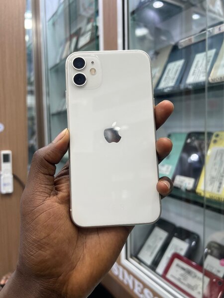 iPhone 11