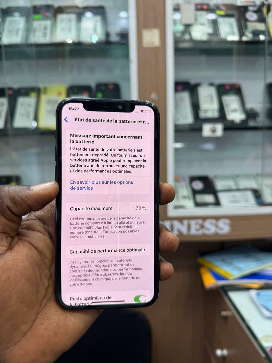 iPhone 11 Pro 64Go très propre