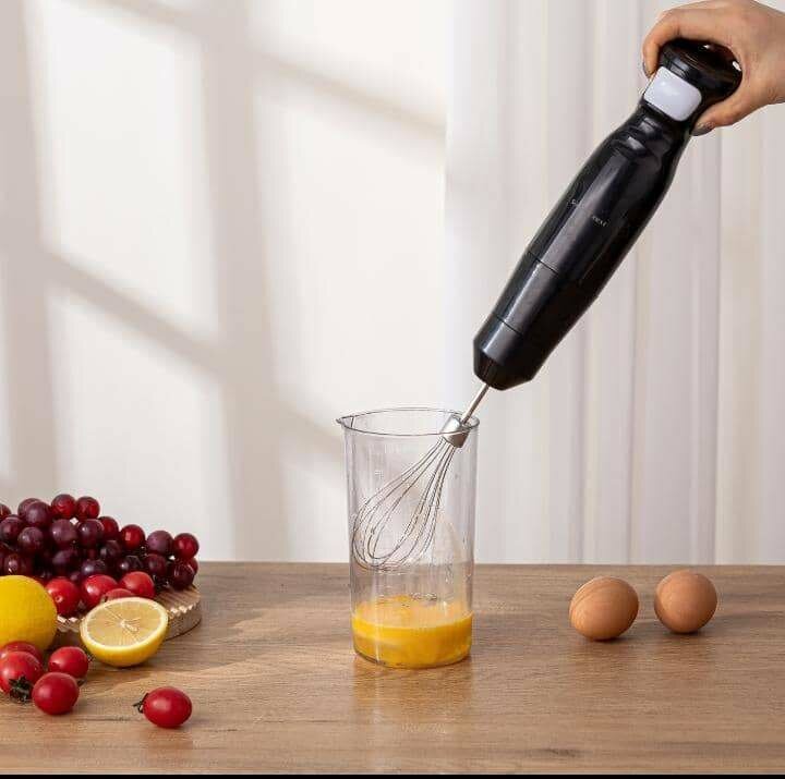 Mixeur quatre-en-un.