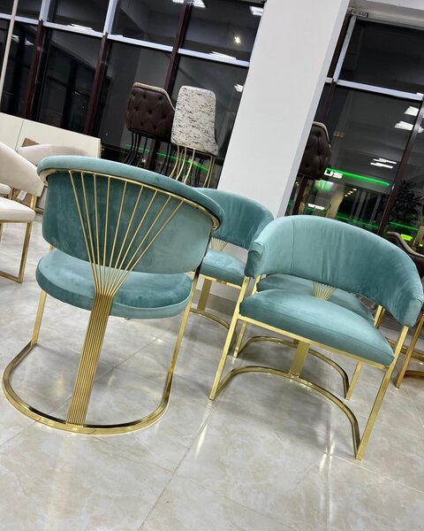 Fauteuil moderne en velours