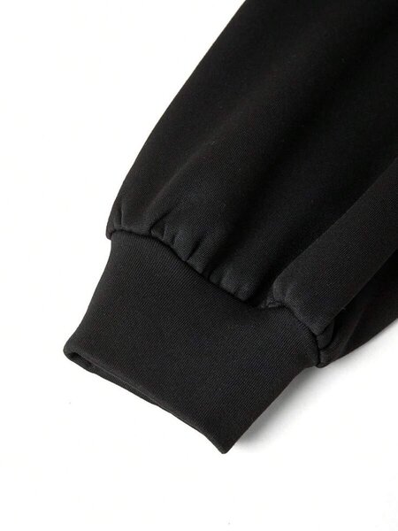 Unisex-Sweatshirt-Black-Fleece