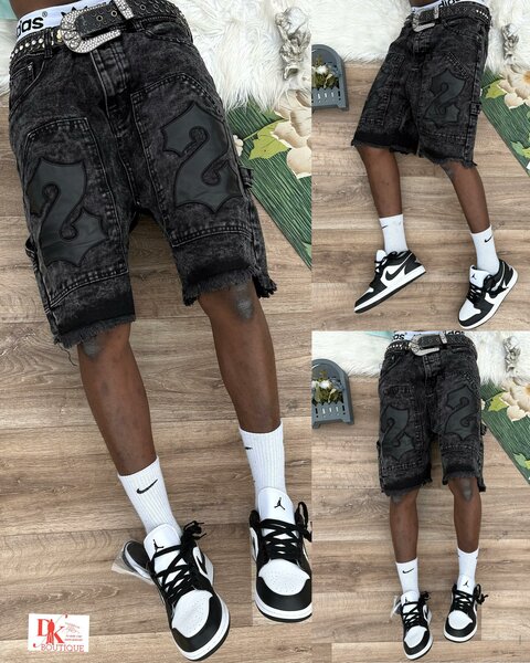 Shorts en denim noir design serpent