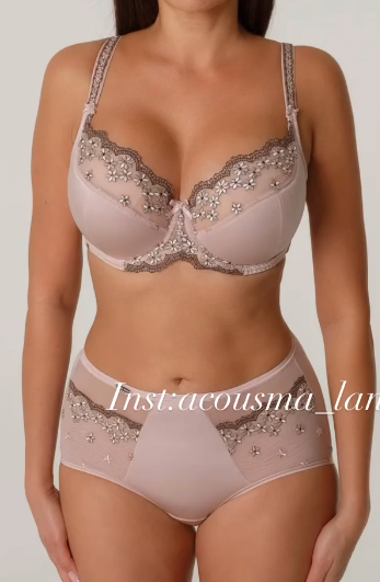 Роскошный комплект нижнего белья!