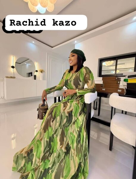 Robe longue camouflage élégante