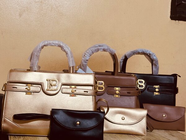 Sac à main élégant en cuir