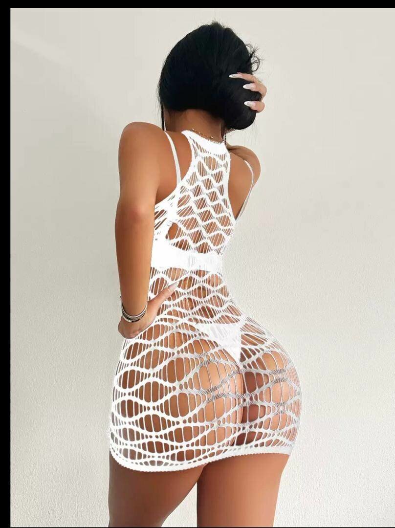 Robe moulante en résille sexy