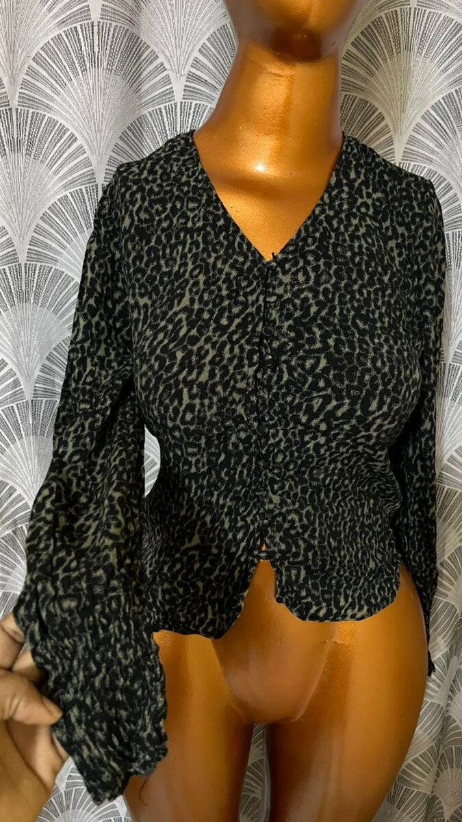 Blouse à motifs léopard