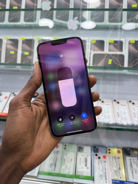 Disponible 13 Pro max 128go