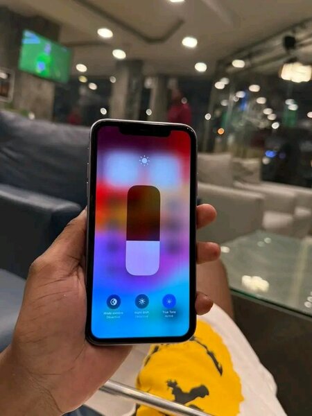 iPhone 11 en excellent état