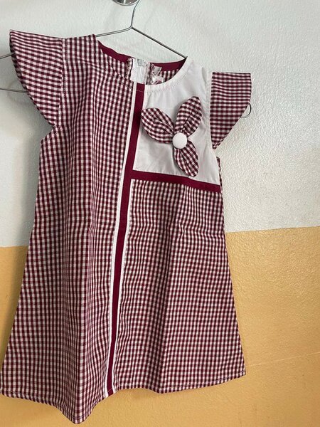 Robes d'école maternelle