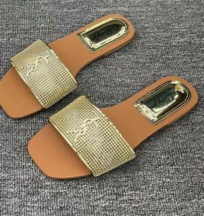 Women's beautiful flip flops