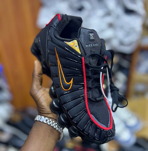 Baskets Nike Shox Homme