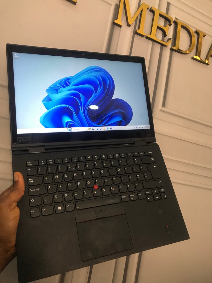 Lenovo thinkpad X1 Yoga core i5 8th Gen