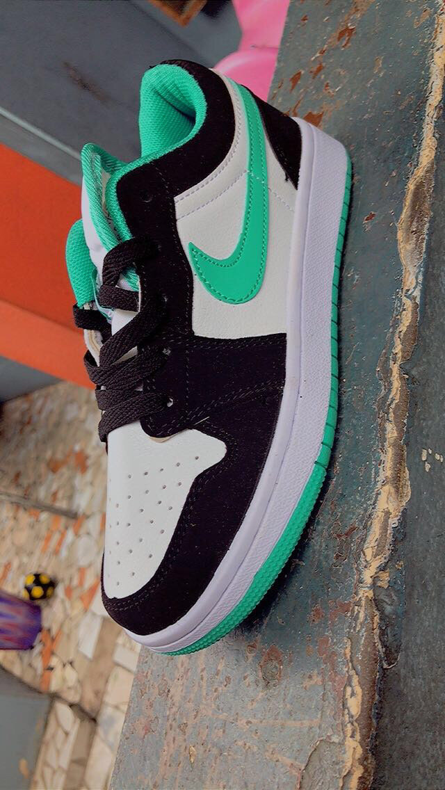 Sneakers colorés tendance