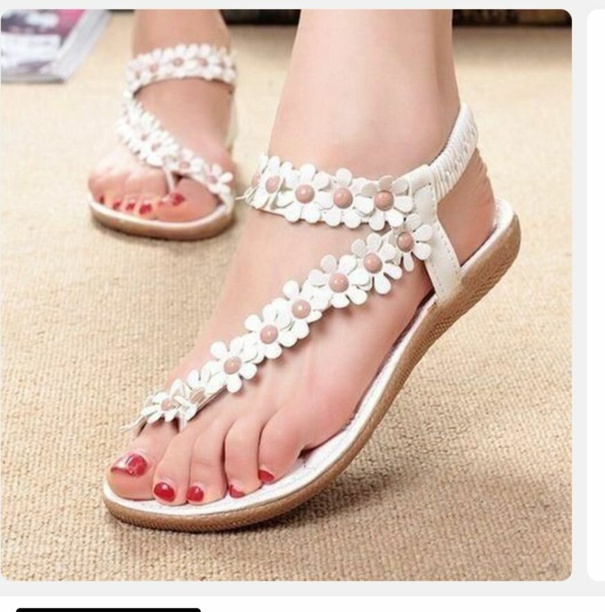 Sandales fleurs élégantes