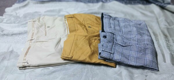 Lot de pantalons élégants