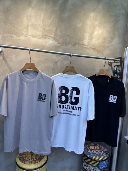T-shirts imprimés pour hommes