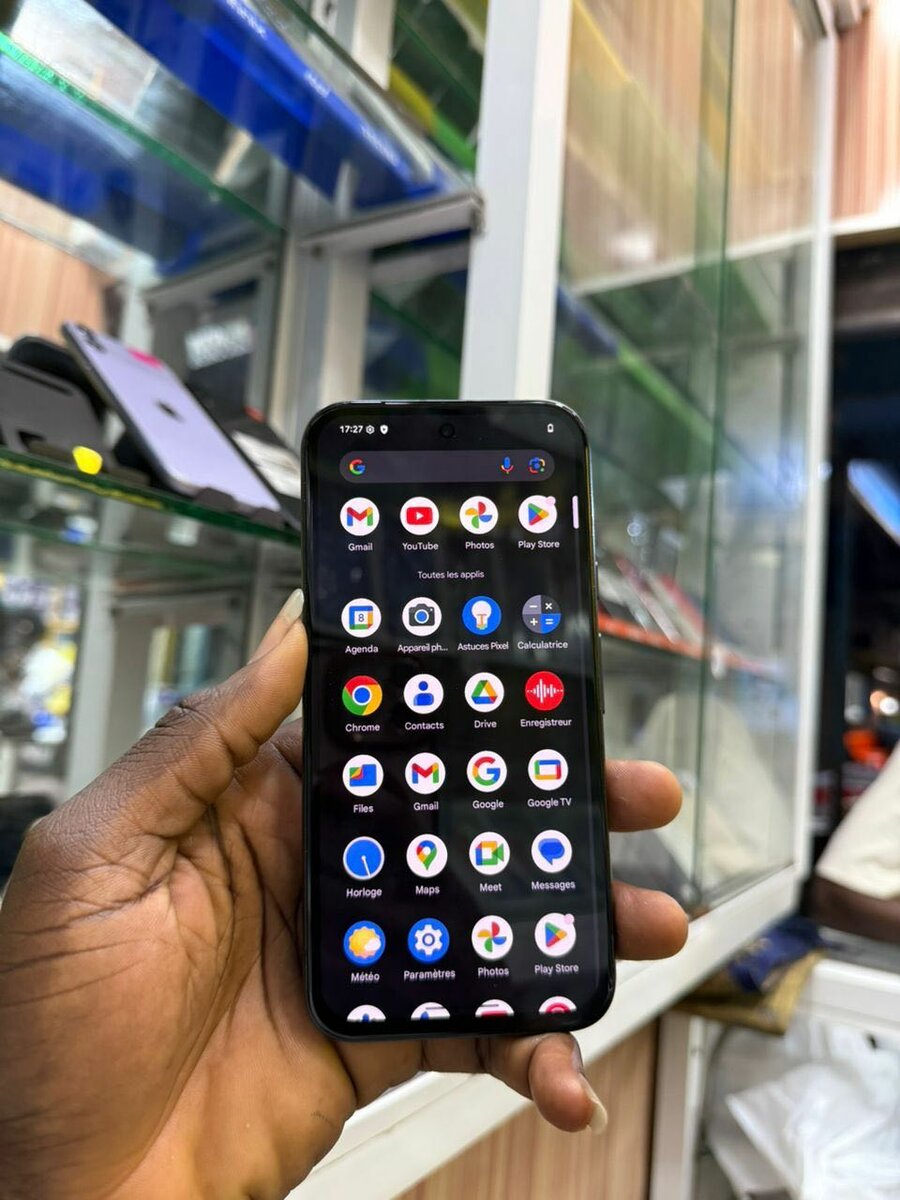 Google pixel 8a très propre