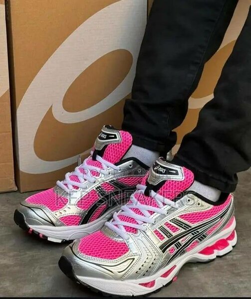 Baskets ASICS Rose