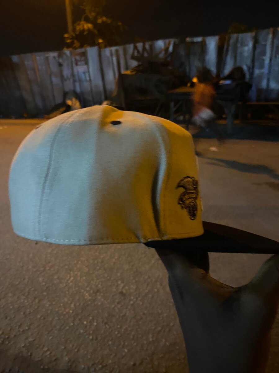 Casquette brodée sportive
