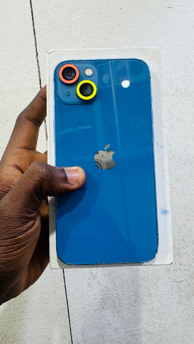 iPhone 13 128giga avec ID