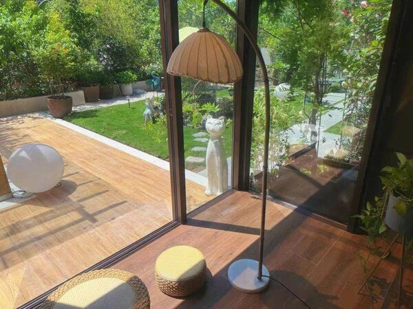 Lampe sur pied élégante