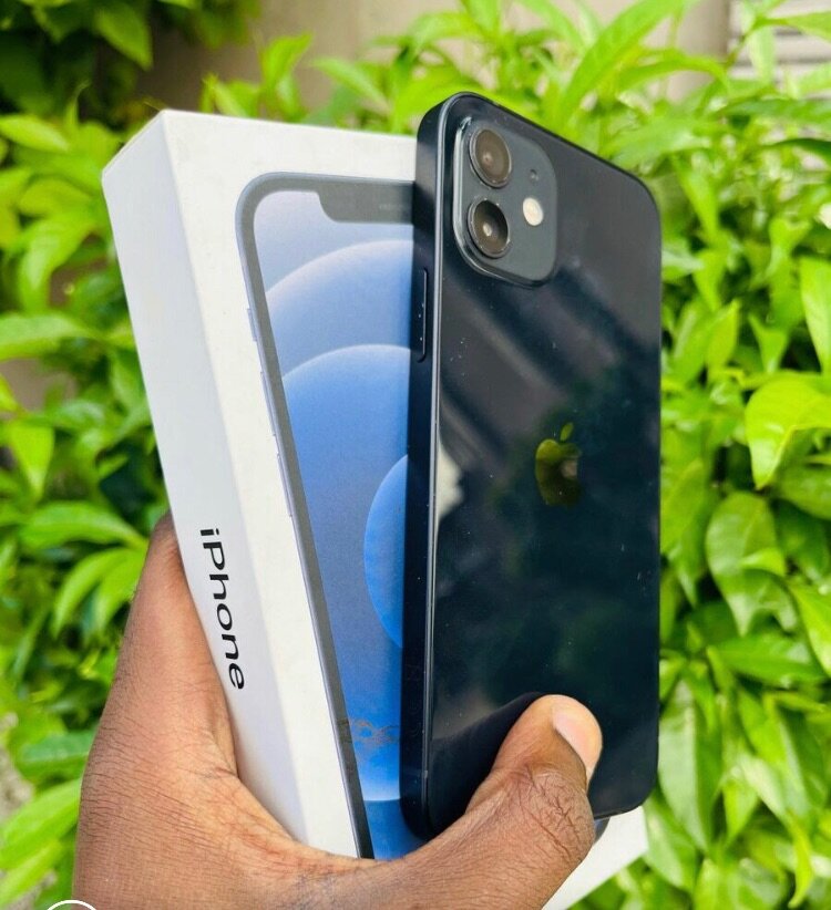 iPhone 12 - Smartphone élégant