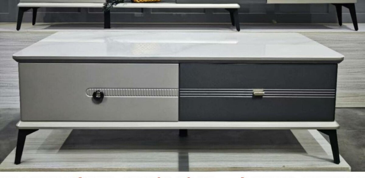 TABLE BASSE CENTRALE