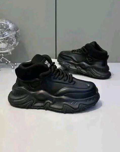 Chaussures de sport homme noir et blanc