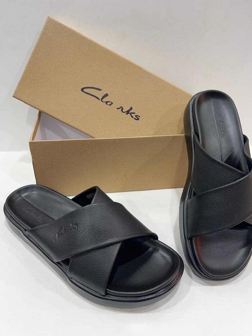 Clarks slippers