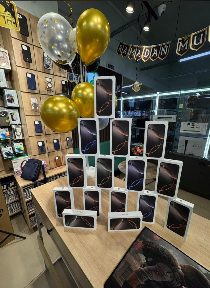 Мобильный телефон Айфон 16про мах