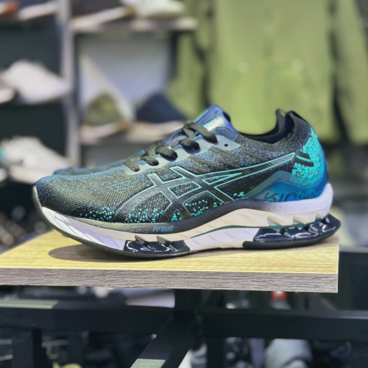 Термо кроссовки размер 40-44