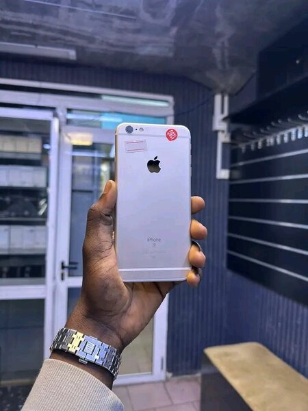 iPhone argent reconditionné