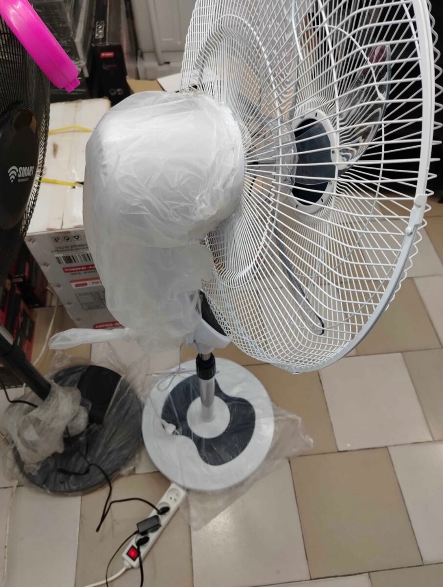 Ventilateur sur pied télécommandé
