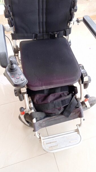 Fauteuil roulant électrique