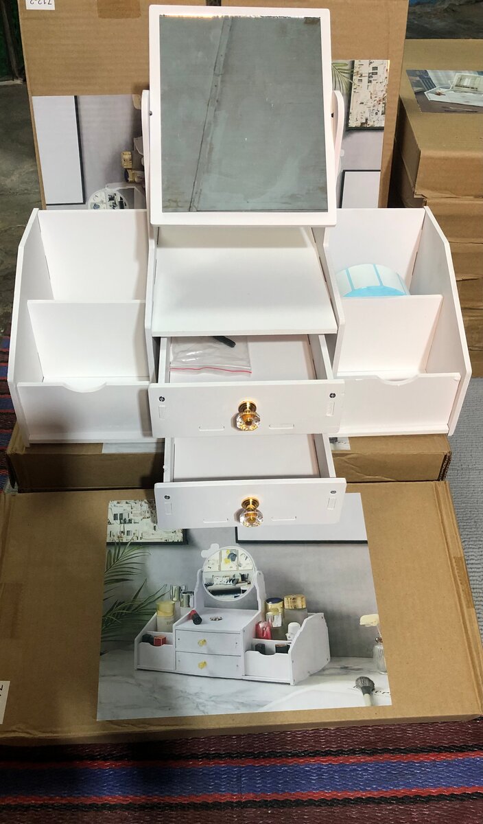 Mini coffret avec tiroirs