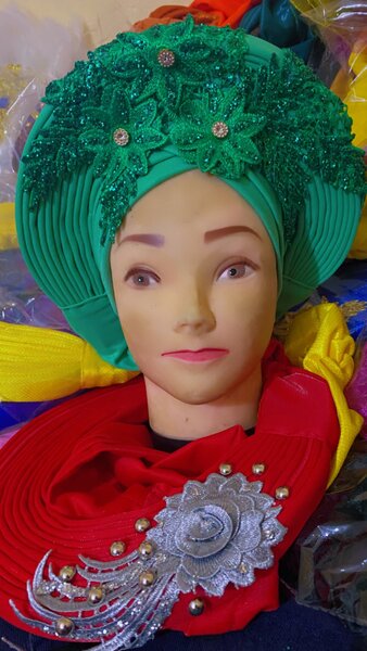 CHAPEAU/VOILE /COIFFE