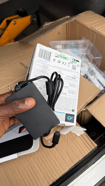 Chargeur PC poss lpsc60