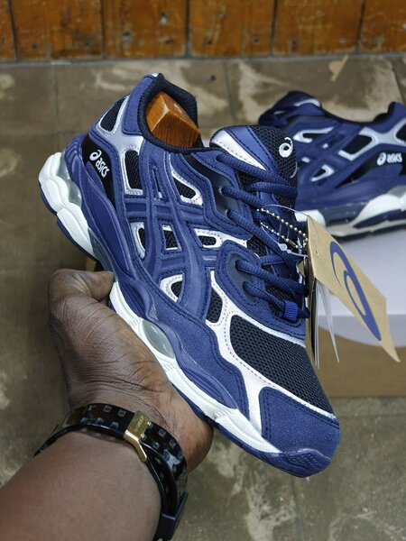Baskets Asics Sport Bleu
