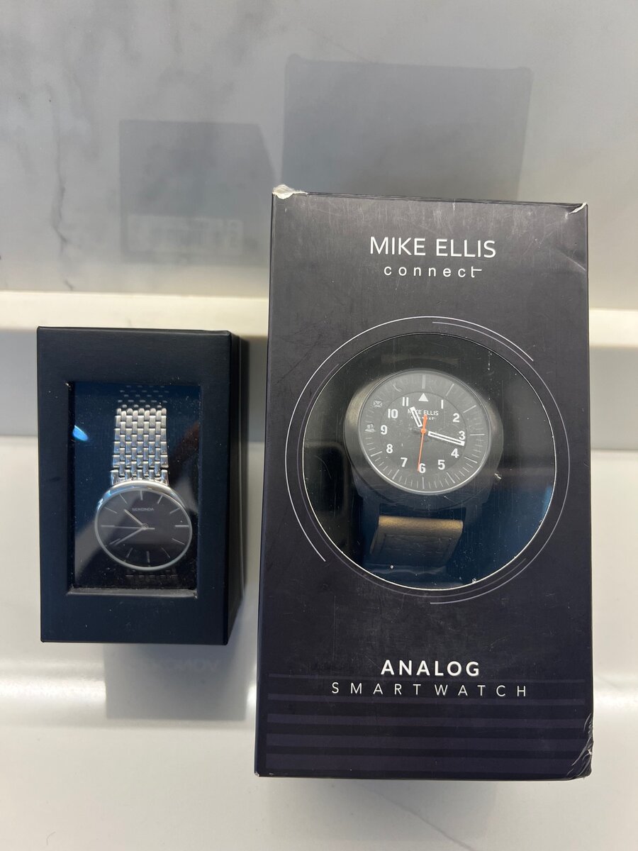Mike Ellis Connect Hybrid Smartwatch