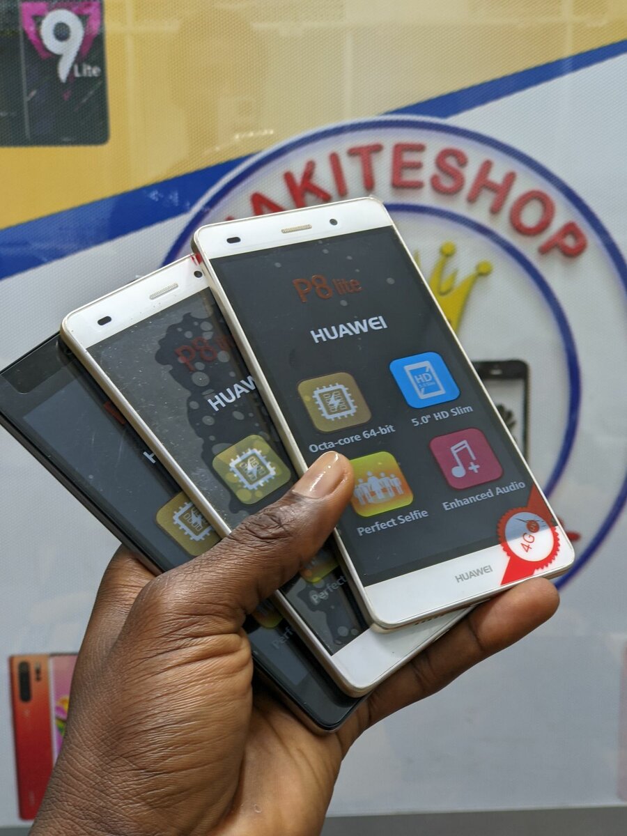 Huawei P8 lite