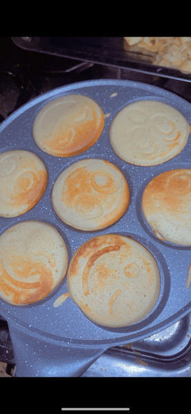 Pancakes Emojis (6)