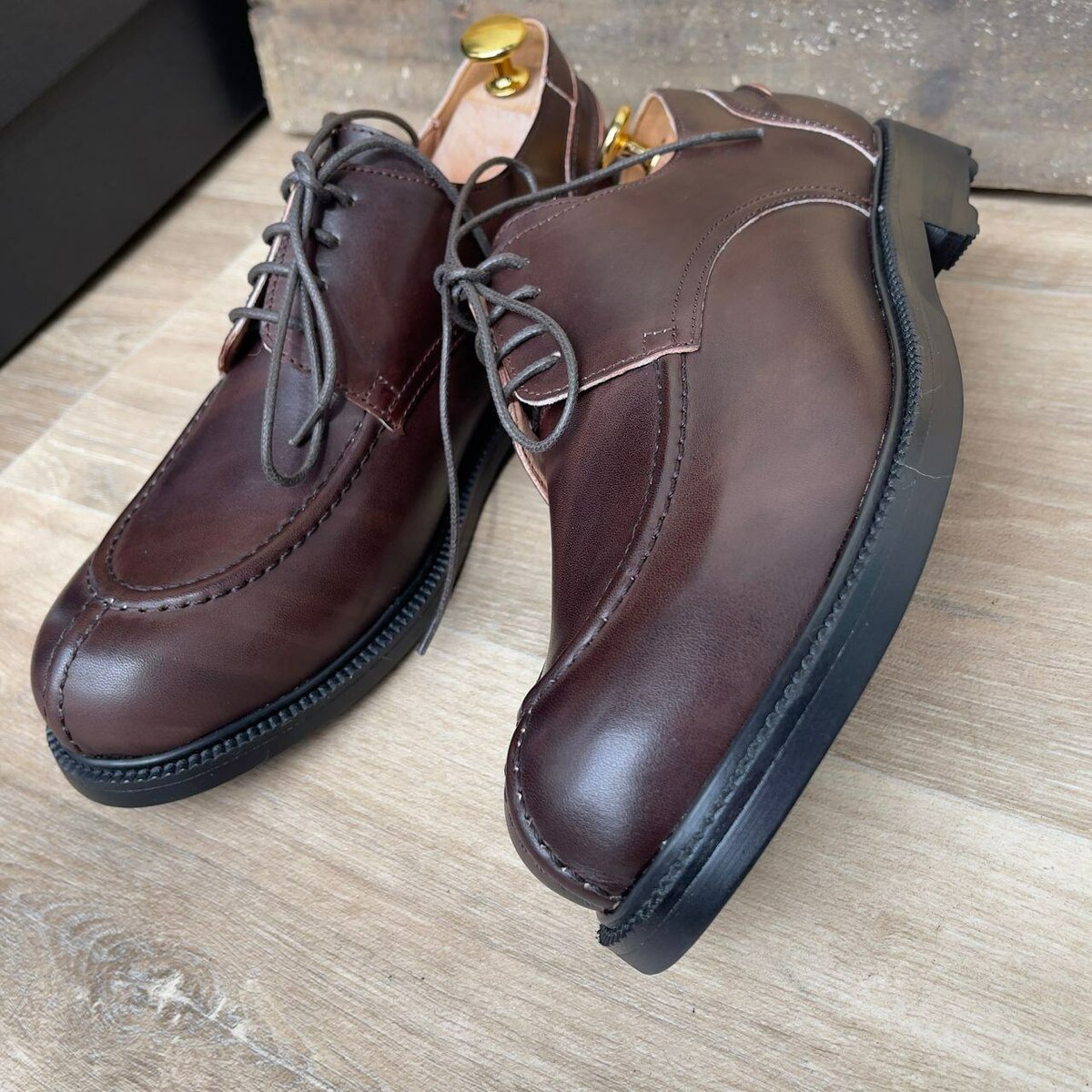 Chaussures derby en cuir élégantes
