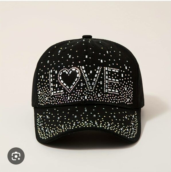Casquette noire strass LOVE